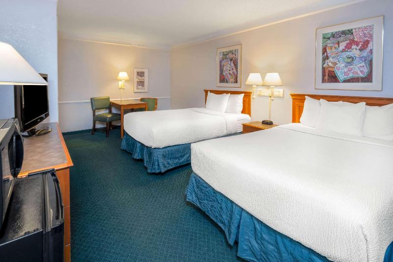 Номер Deluxe, La Quinta Inn By Wyndham Farmington