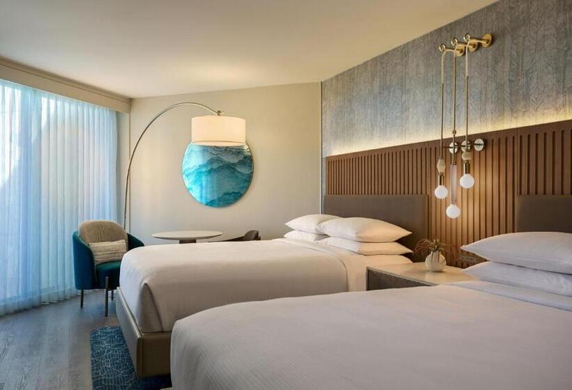 Номер Стандарт 2 Двуспальные Кровати, Vea Newport Beach, A Marriott Resort & Spa
