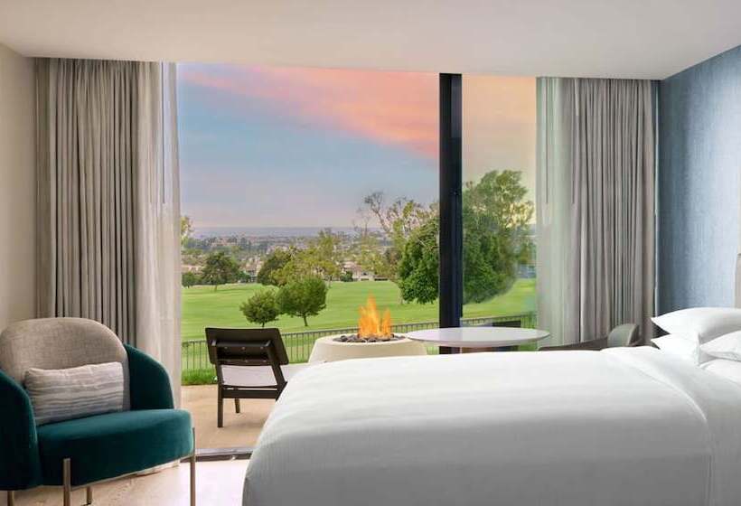 Номер Стандарт 2 Двуспальные Кровати, Vea Newport Beach, A Marriott Resort & Spa