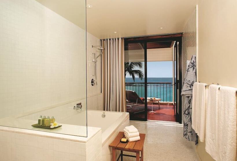 Номер Deluxe Вид на Море, Mauna Kea Beach Hotel, Autograph Collection
