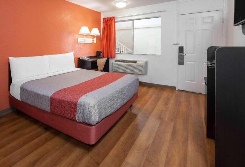 Номер Стандарт, Motel 6 Ventura, Ca   Beach