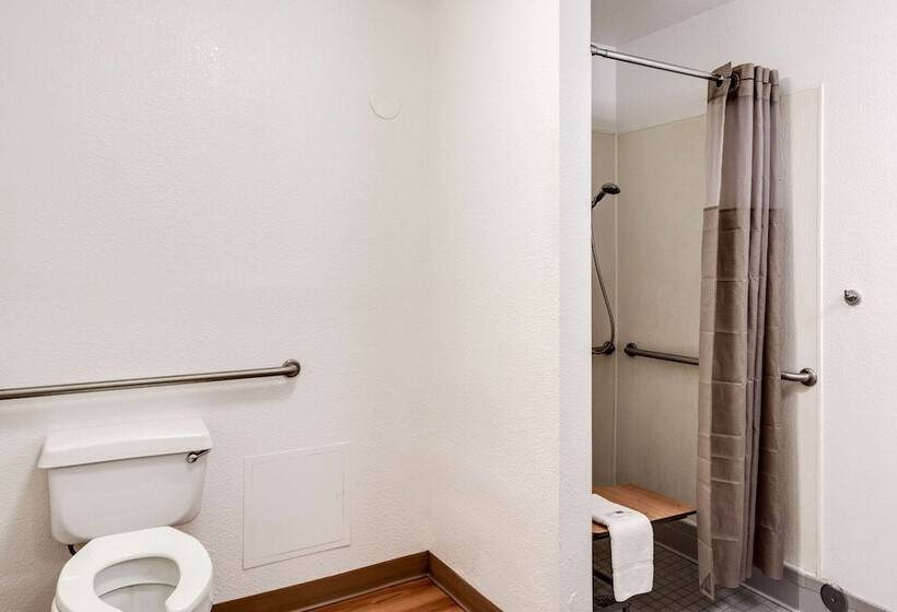 带2个双人床的标准工作室, Motel 6 Spokane, Wa  West