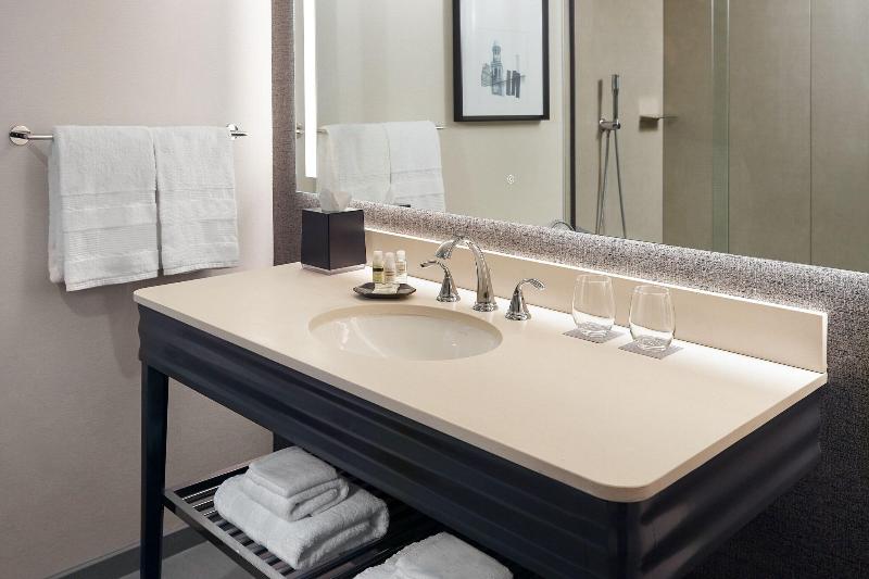 Стандартный Номер Кровать Кинг, Sheraton Imperial Hotel Raleigh Durham Airport At Research Triangle Park