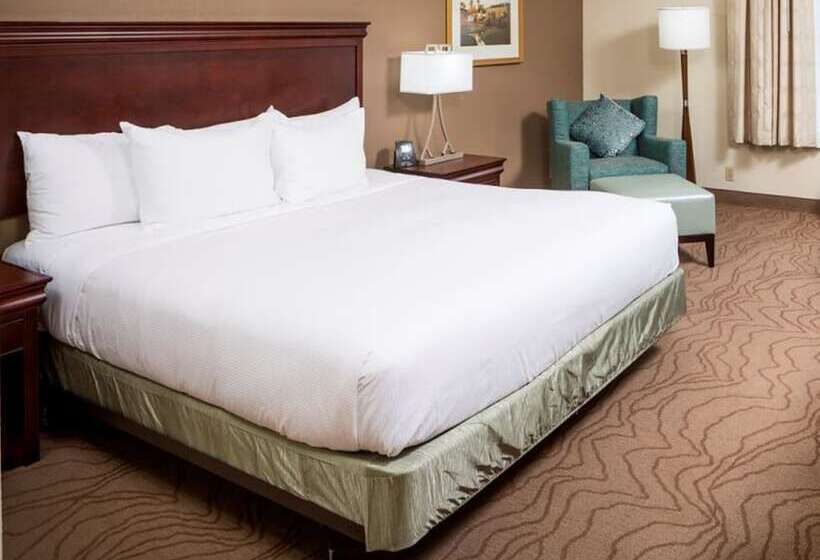 Номер Стандарт Адаптированный для Инвалидов, Doubletree By Hilton  Boston  Milford