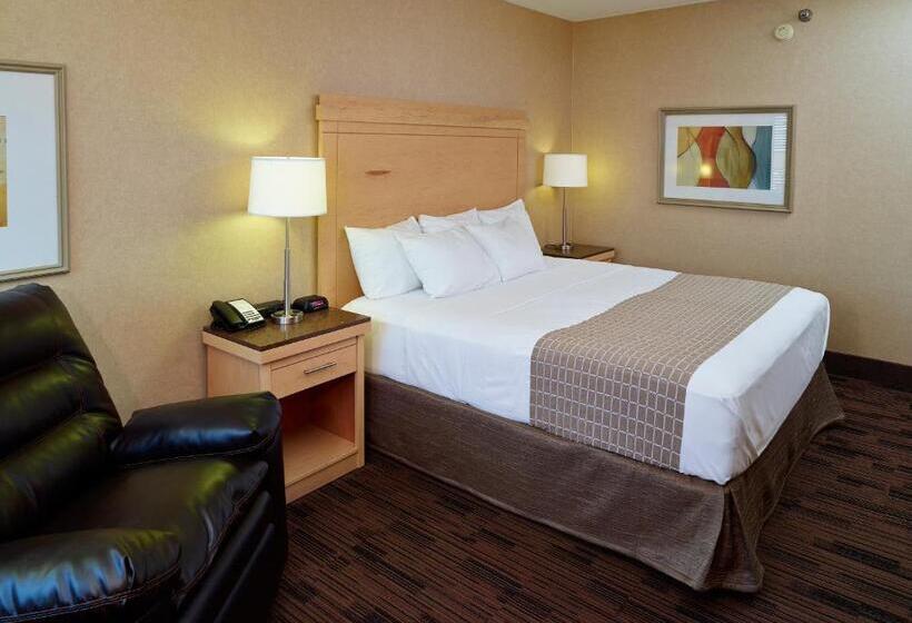 Номер Deluxe Кровать Кинг, Livinn Hotel Cincinnati North/ Sharonville