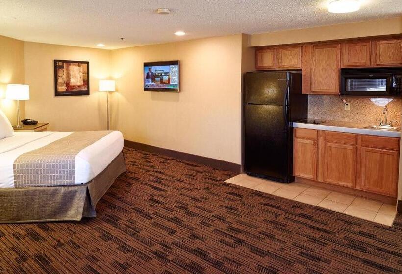 Президентский Люкс, Livinn Hotel Cincinnati North/ Sharonville