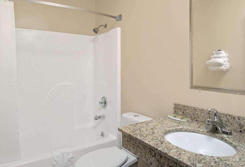 Номер Стандарт, Super 8 By Wyndham Omaha I 80 West