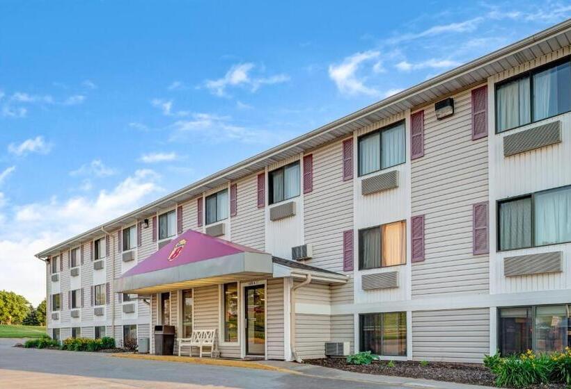Люкс Кровать Кинг, Super 8 By Wyndham Omaha I 80 West