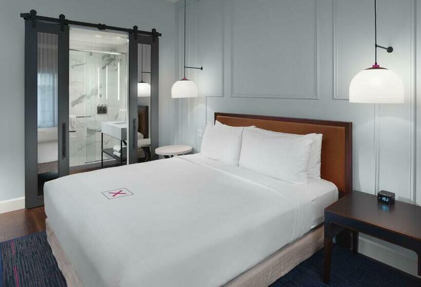 Deluxe Kamer met Kingsize Bed, Axiom