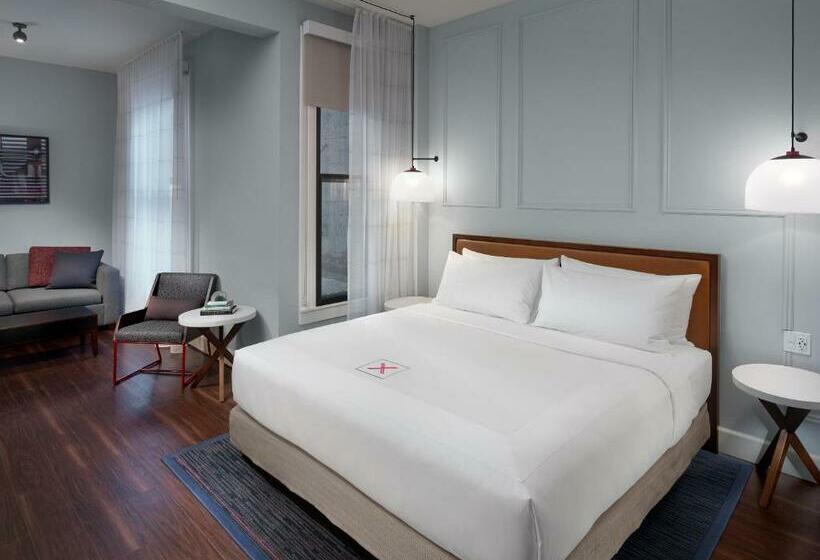 Executive Kamer met Kingsize Bed, Axiom