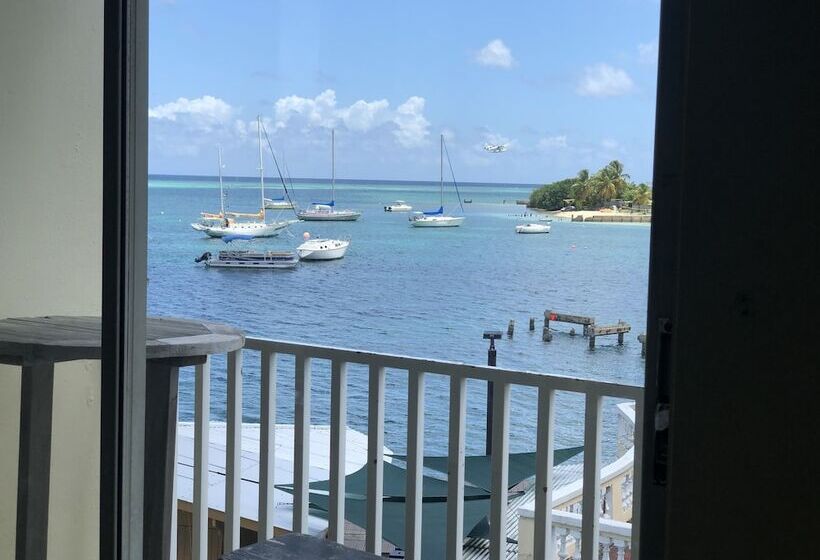 سوئیت پریمیوم, Club Comanche Hotel, St. Croix