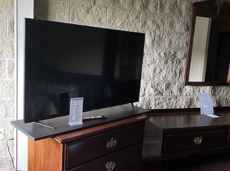 스탠다드 룸 더블 침대 2개, Voyageur Inn And Conference Center