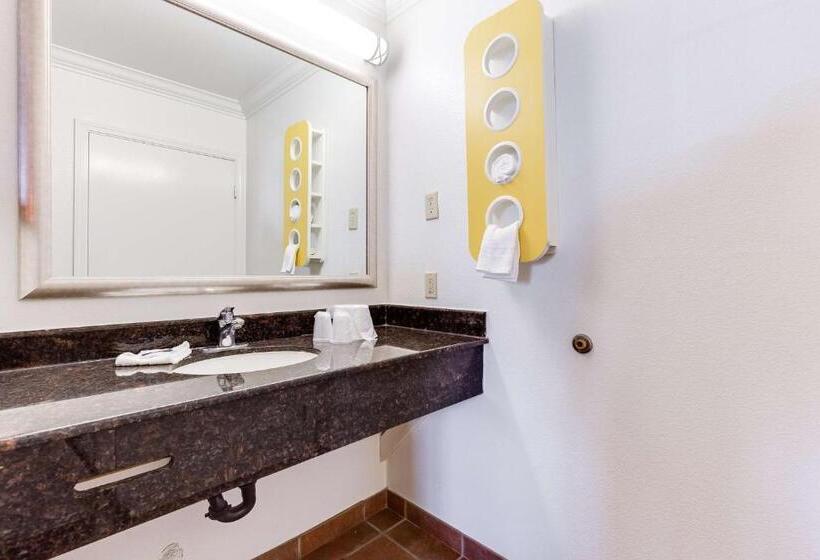 デラックスの４人部屋, Motel 6 San Jose, Ca   Convention Center