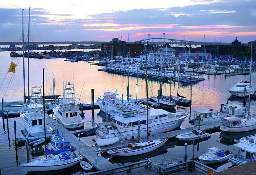 Номер Стандарт Двуспальная Кровать с Видом, The Newport Harbor Hotel & Marina