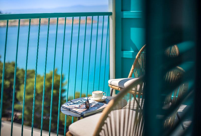 Номер Стандард Боковой Вид на Море с Балконом, Places Dalmacija By Valamar