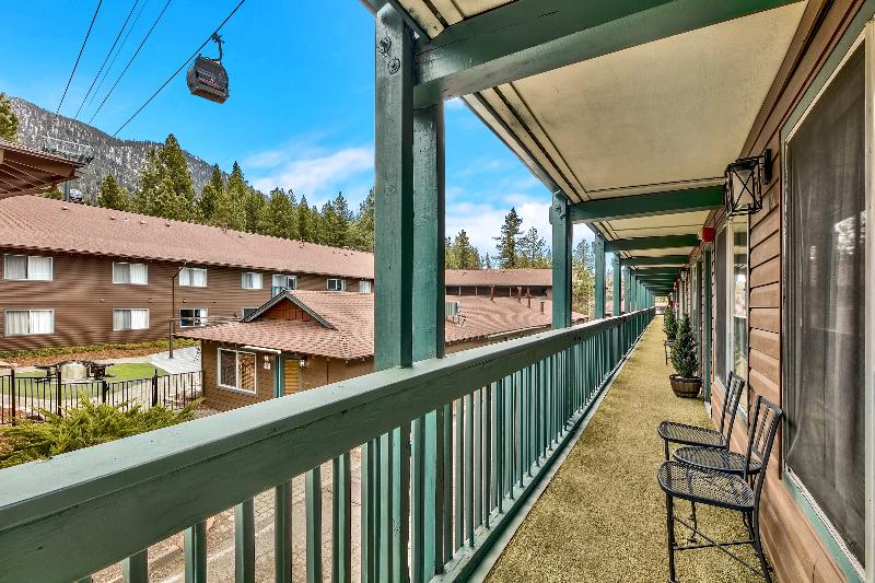 חדר סטנדרט עם מיטת קינג, Forest Suites Resort At The Heavenly Village
