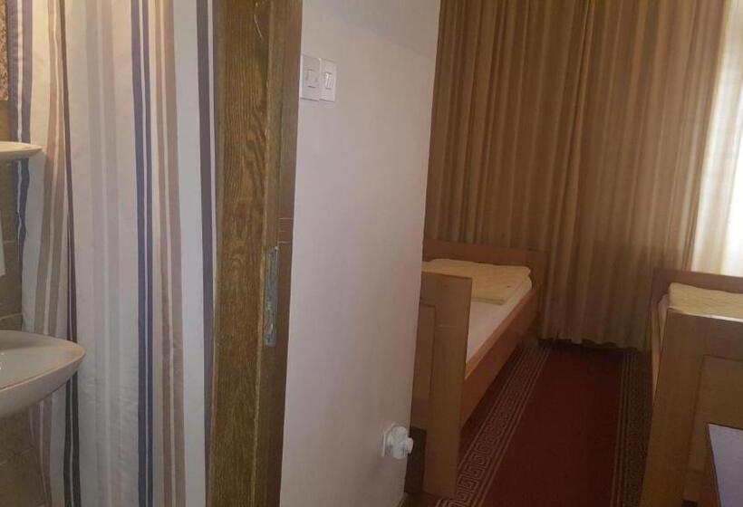 اتاق استاندارد یک نفره, Hi Hostel Zagreb