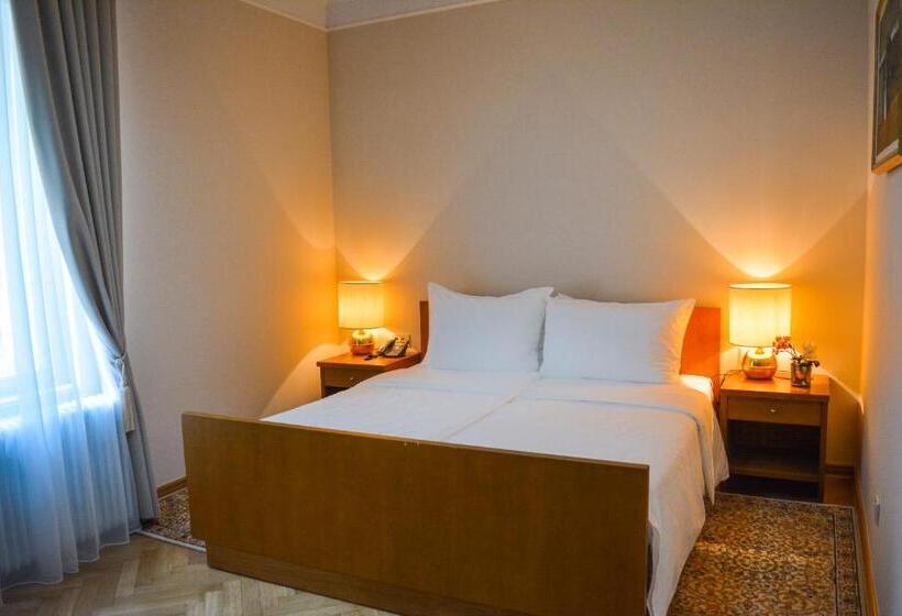 سوییت, Vila Bled