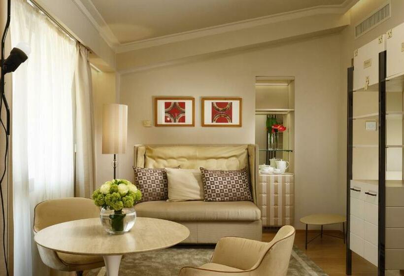 سوییت جونیور لوکس, Grand Hotel Minerva