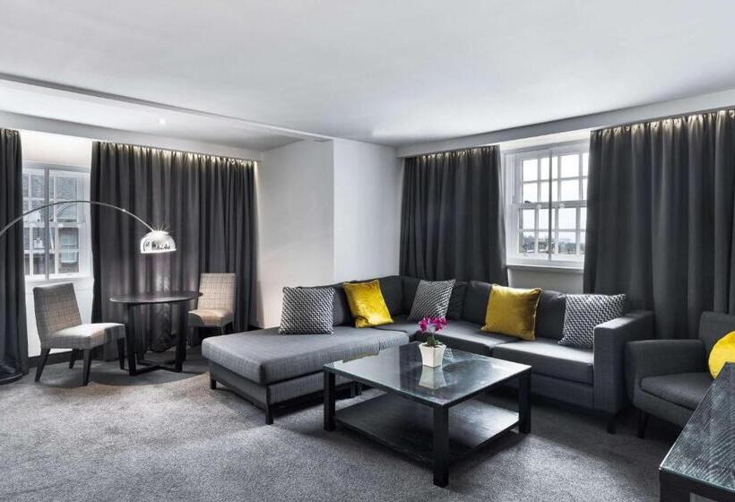 סוויטה, Radisson Blu Hotel, Edinburgh City Centre