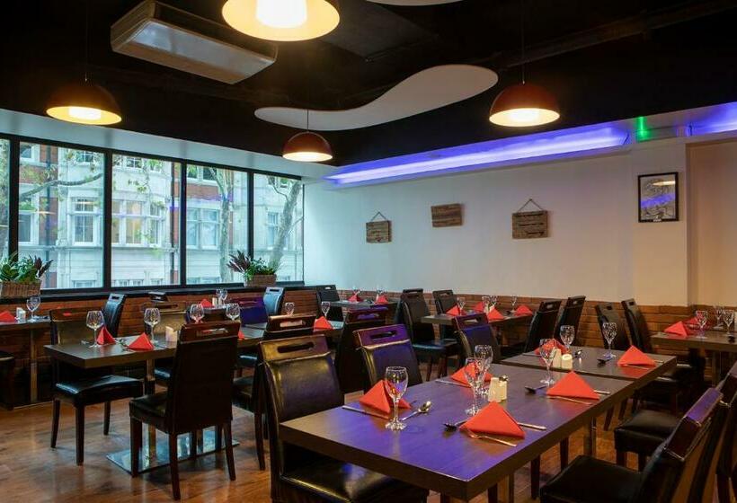 Классический Номер, St Giles London – A St Giles
