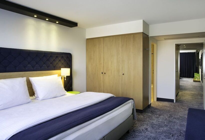 Люкс, Holiday Inn Stuttgart, An Ihg