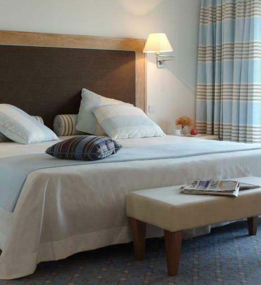 Семейный Номер Классика, Pestana Carlton Madeira Ocean Resort