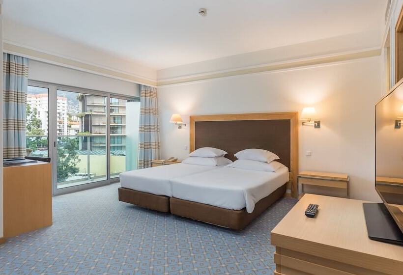 Полулюкс Superior, Pestana Carlton Madeira Ocean Resort