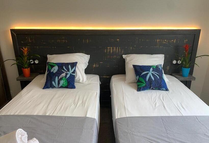 Apartamento 2 Dormitorios, Karaibes Residence
