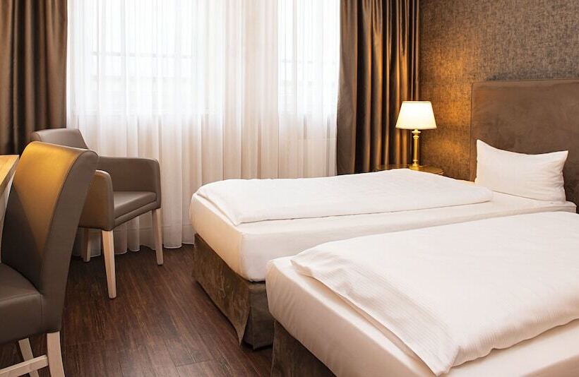Классический Номер, Victor S Residenz Hotel Saarlouis