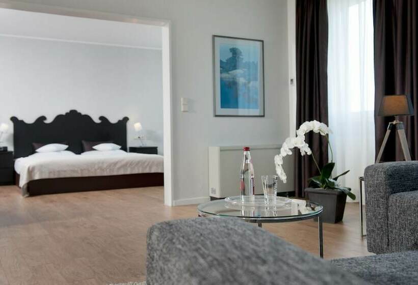 Люкс, Wyndham Hannover Atrium