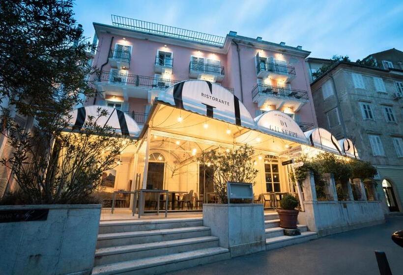 اتاق استاندارد با بالکن و چشم‌انداز دریا, Art Hotel Tartini
