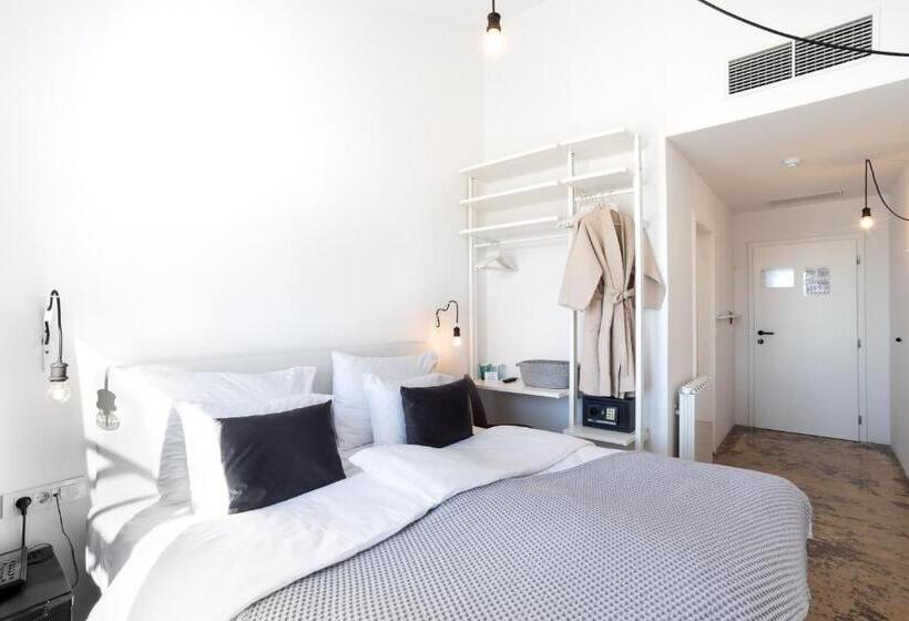 اتاق استاندارد با بالکن و چشم‌انداز دریا, Art Hotel Tartini