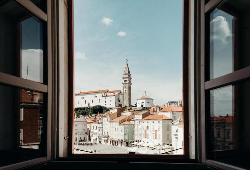 Comfort room with city view, Art Hotel Tartini