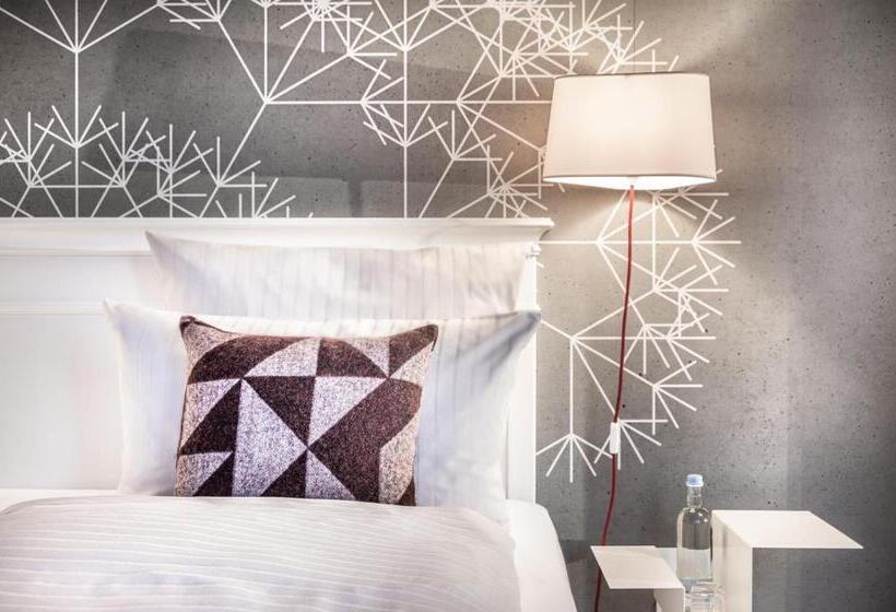 Junior Suite, Steigenberger Hotel Treudelberg Hamburg