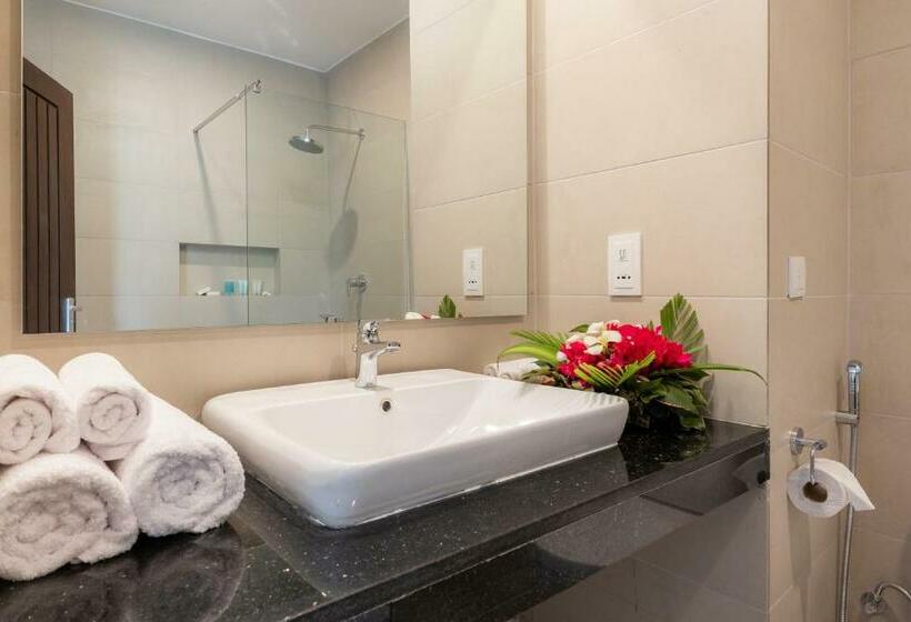 اتاق استاندارد با چشم‌انداز دریا, Southern Palms Beach Resort