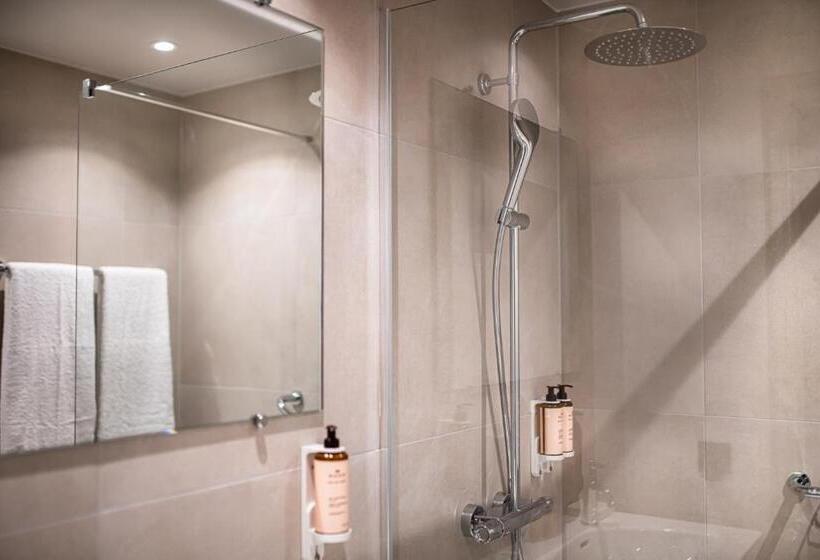 스탠다드 룸 킹사이즈 침대, Mercure Liege City Centre