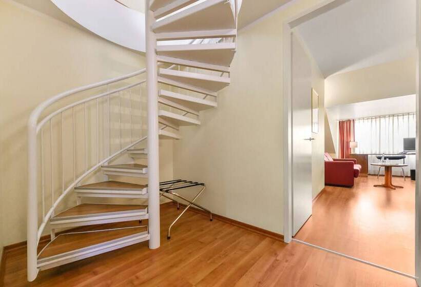 Семейный Номер, NH München City Süd