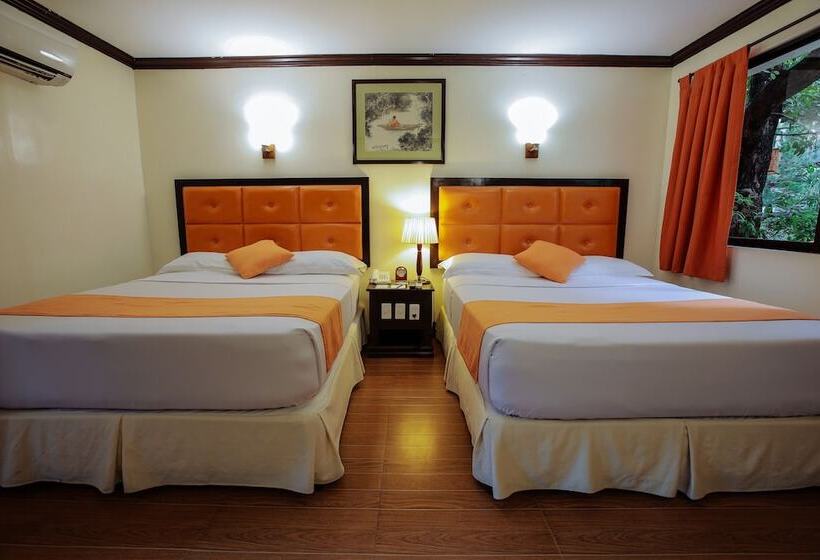 디럭스 룸, Paradise Garden Hotel And Convention Center Boracay Powered By Aston