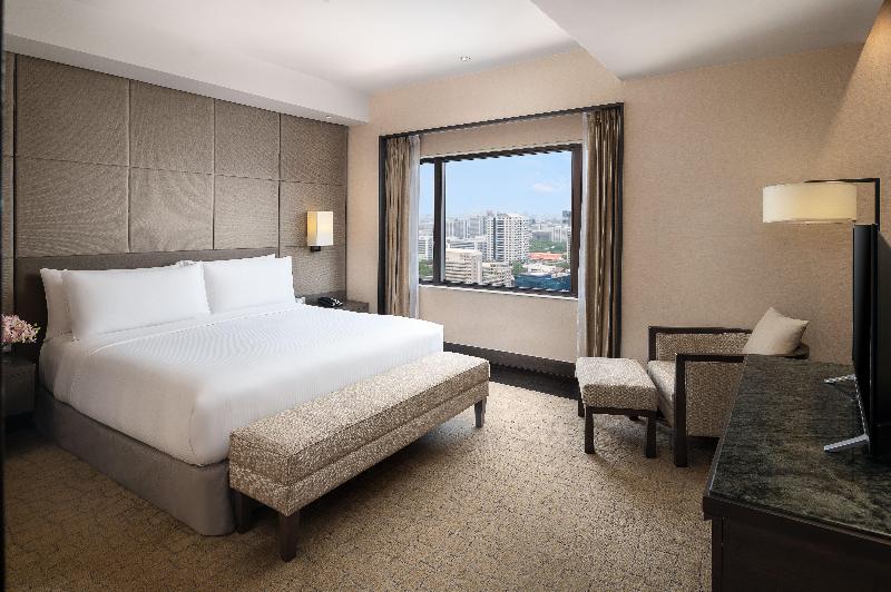 سوییت, Crowne Plaza Bangkok Parque Lumpini