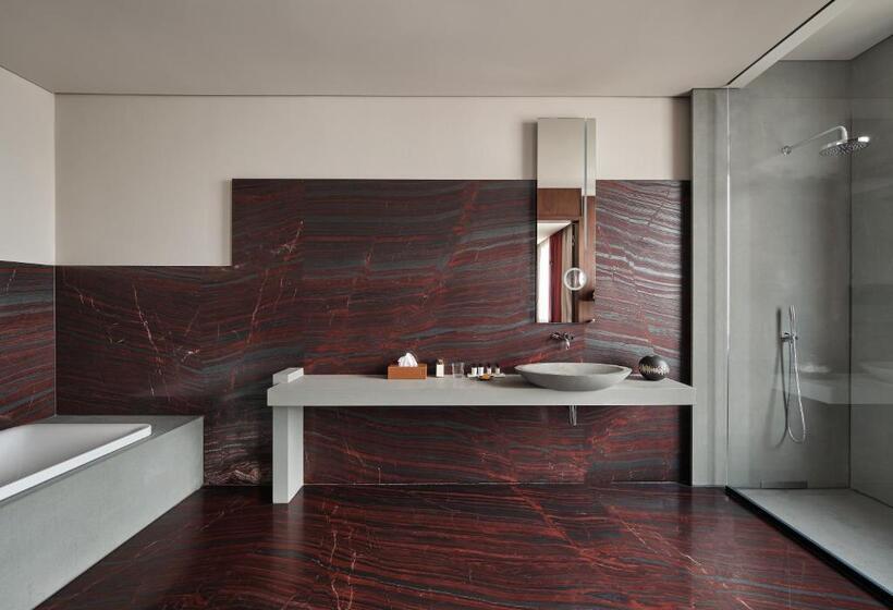 Family Suite, Warszawa
