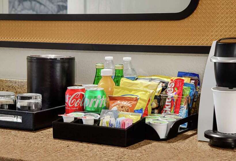 침실 2개 스위트, Embassy Suites Hotel Des Moines Downtown