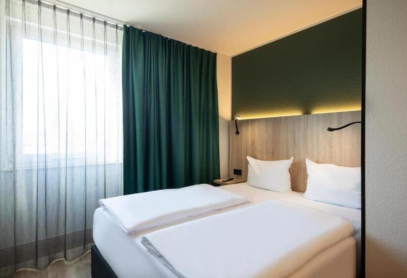 اتاق خانوادگی, Achat Hotel Stuttgart Zuffenhausen