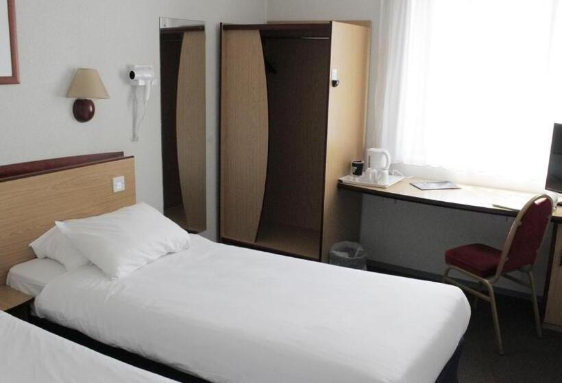 Номер Стандарт, Campanile Liverpool