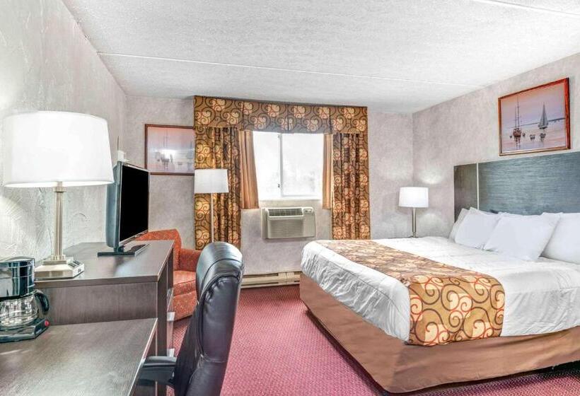 Стандартный Номер Кровать Кинг, Days Inn By Wyndham Airport/maine Mall