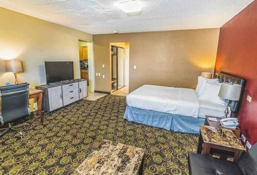 Люкс, Days Inn By Wyndham Montrose