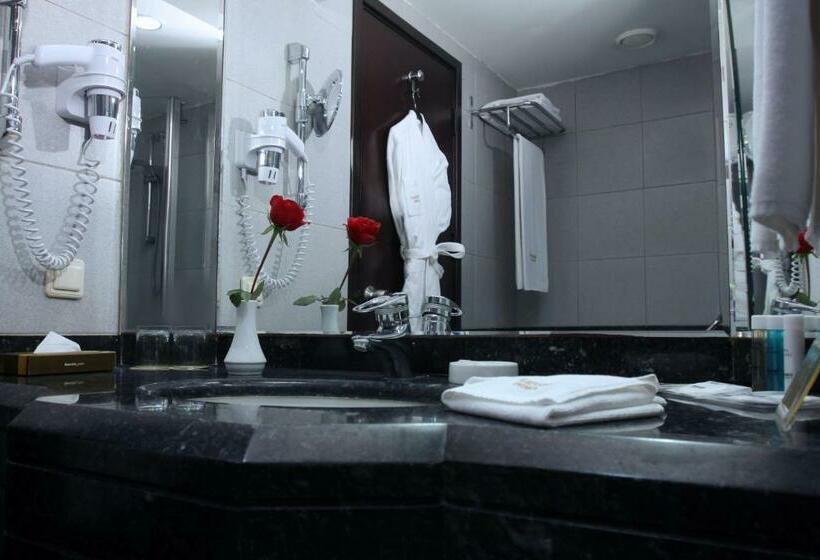 デラックストリプルルーム, Eresin Hotels Topkapı