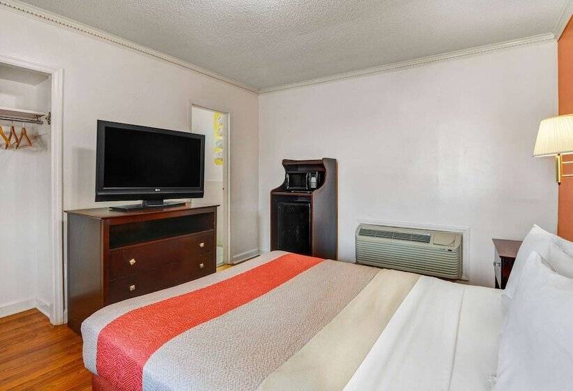 장애인용 디럭스룸, Motel 6americus, Ga