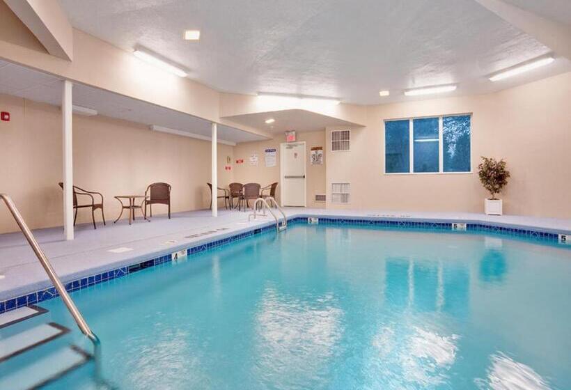 Стандартный Номер Кровать Кинг, Baymont By Wyndham East Windsor Bradley Airport