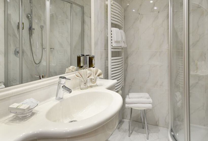 Семейный Номер, Royal Hotel Hinterhuber